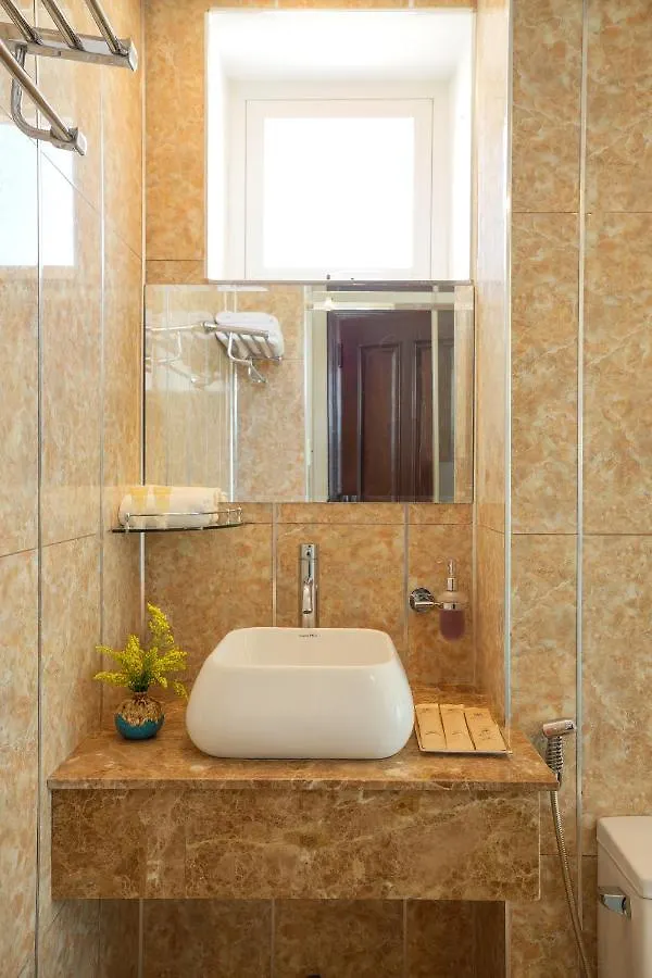 Minh Tuyet Luxury Hotel Nha Trang 3*,  Vietnam